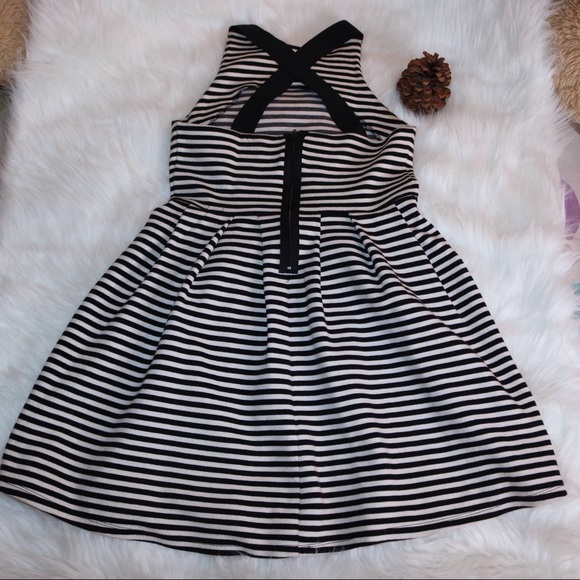Authentic American Heritage B&W Striped Dress - Picture 4 of 6